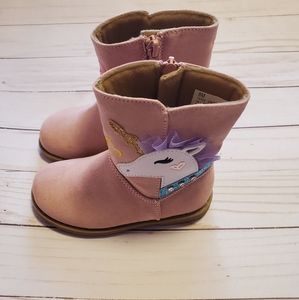 Girl boots